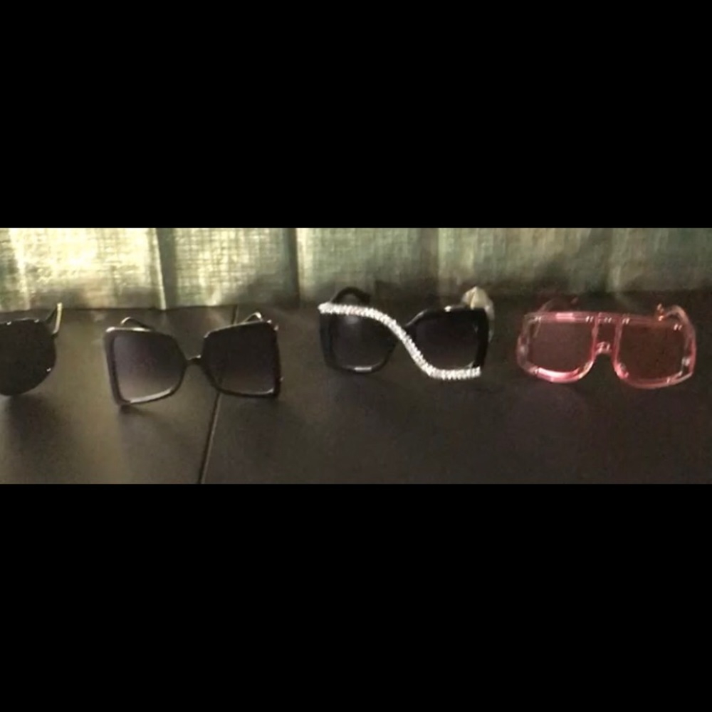 Oversized Sunglasses - Picture 5 of 5